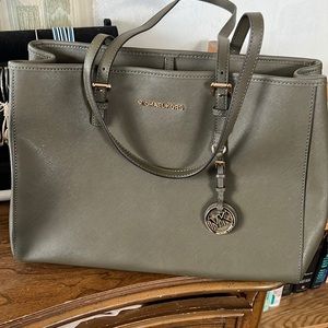 Michael Kors Satchel purse with tablet pocket- new-